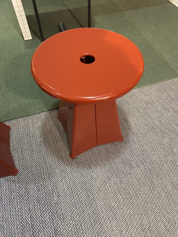 TABOURET METALLIQUE