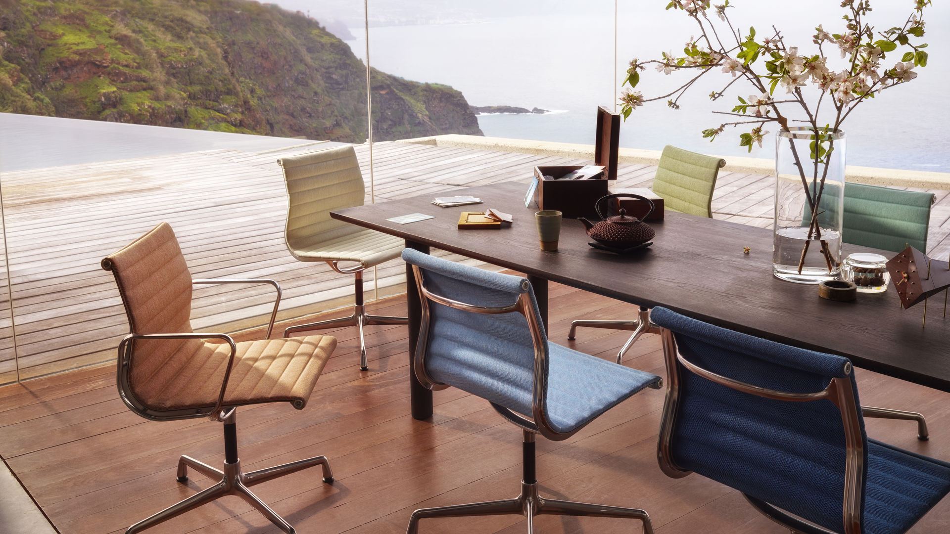ALUMINIUM CHAIRS EA 101/103/104 – DINE