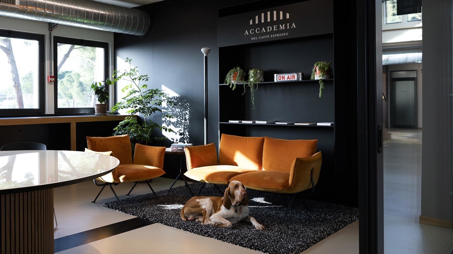 OFFICINA